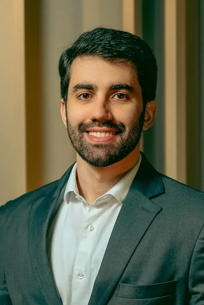 Conheça Enrico Ranieri, assessor de investimentos BTG Pactual - Sacre Investimentos.